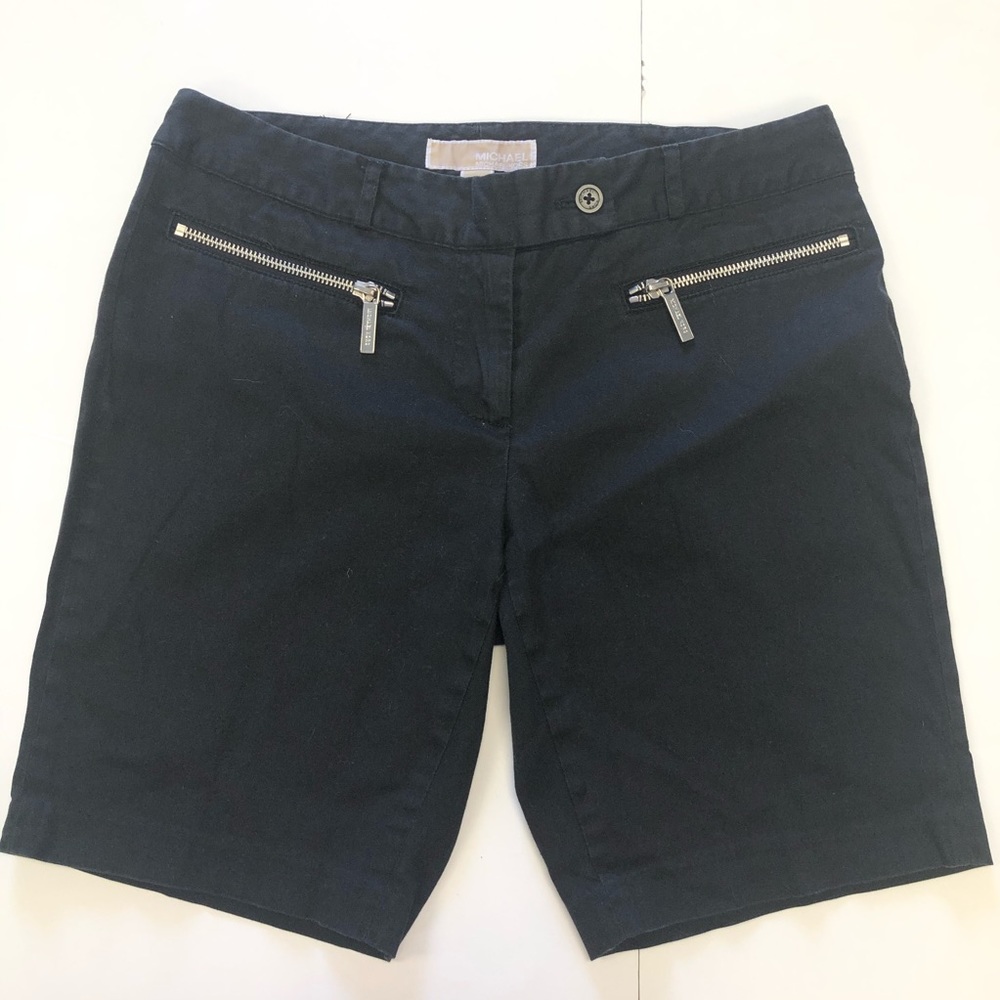 Michael Kors Front Zipper Pocket Detail Shorts